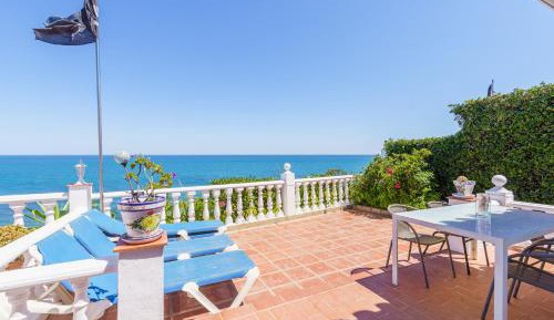 Villa with Sea View