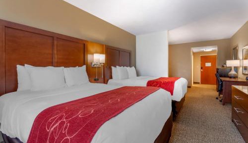 Queen Suite with Two Queen Beds - Non-Smoking