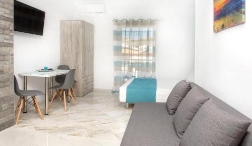 Studio Apartment
