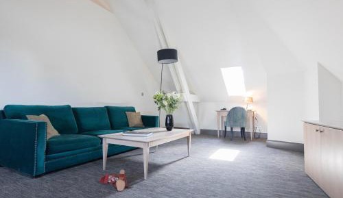 Superior King Suite