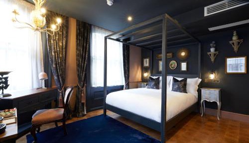 King Room - Four Poster