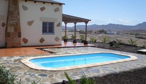 Three-Bedroom Villa (6 Adults)