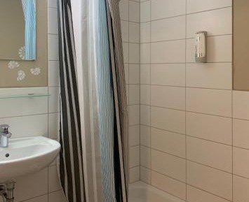 Large Single Room