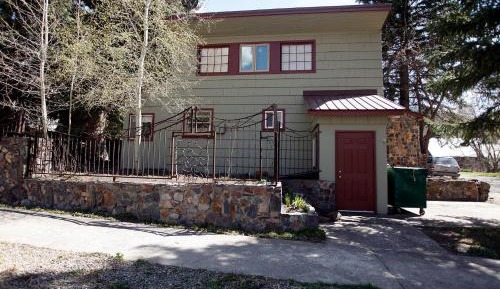 One-Bedroom Vacation Home
