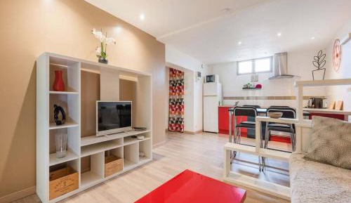 Studio Apartment