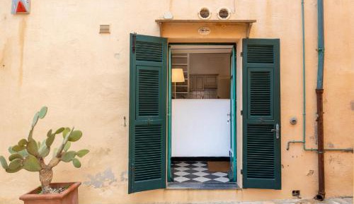 Holiday Home - Split Level