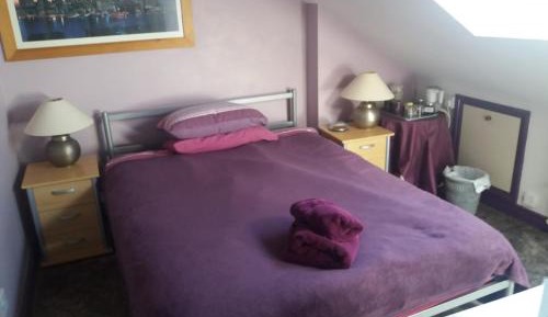 Double Room with Shared Toilet