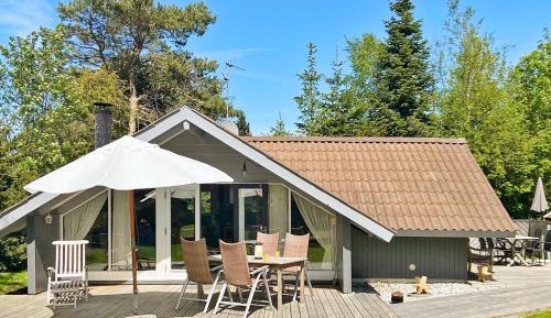 Two-Bedroom Holiday Home