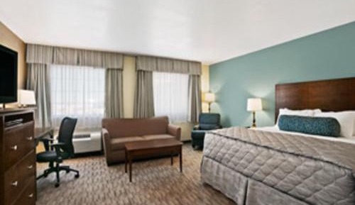 King Studio Suite - Mobility Access/Non-Smoking