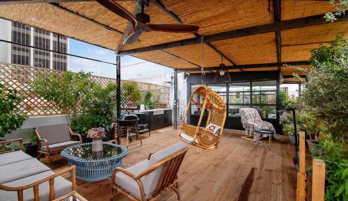 Penthouse Apartment