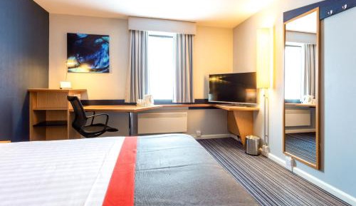 Standard Double Room with Free Hot Breakfast - Accessible