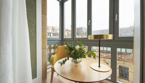 Twin Room with City View