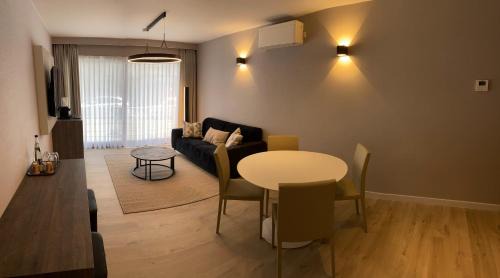 Superior Family Room