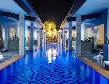King Room with Pool View