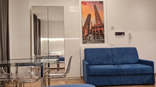 King Studio with Sofa Bed