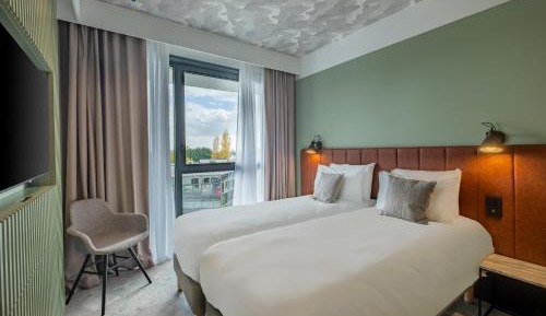2 Single Beds - Superior Room