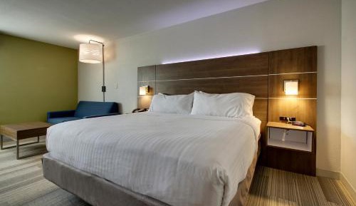 King Suite with Sofa Bed