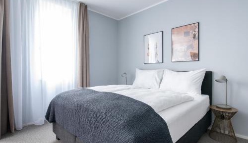 Suite XL with seating area