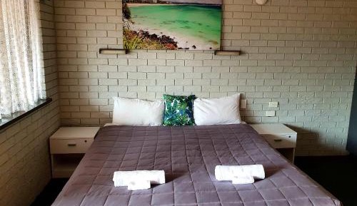 King Room with Spa Bath