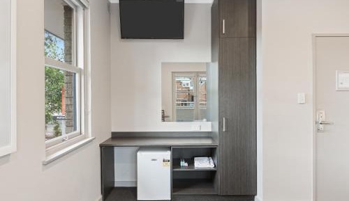 Single Room with Shared Bathroom