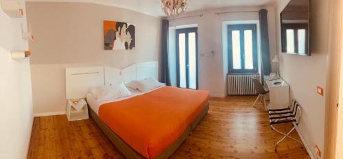 Deluxe Double Room with Extra Bed