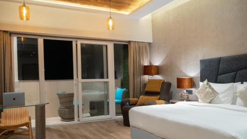  Executive Suite Room