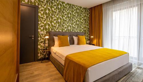 Triple Room with City View