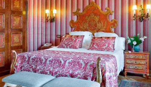 Superior Double Room with Terrace and Spa Access