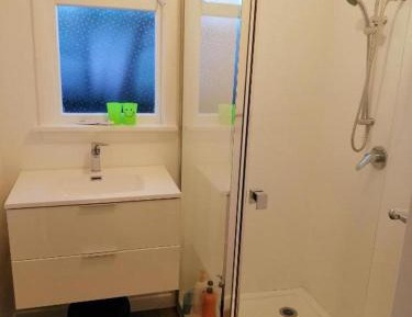 Economy Triple Room
