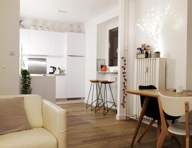One-Bedroom Apartment