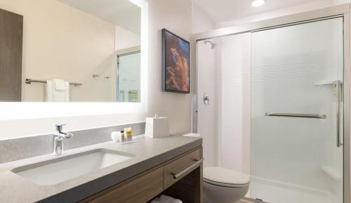 King Studio Suite