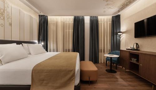 Deluxe Single Room