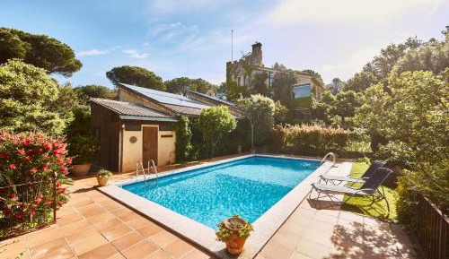 Villa with Private Pool