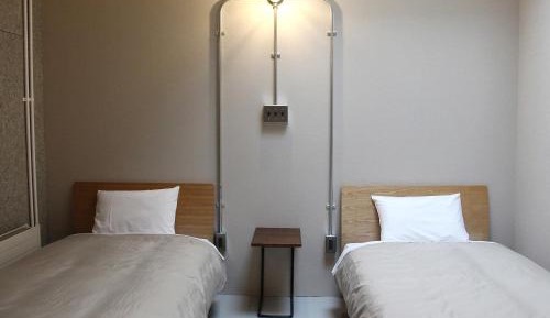 Standard Twin Room with Shared Bathroom