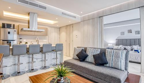 One Bedroom Apartment
