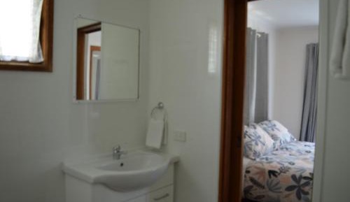 Premium Two Bedroom Ensuite Cabin - Non-Pet Friendly