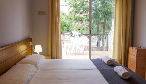 Twin Room with Balcony