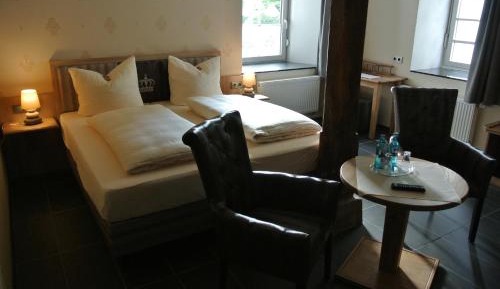 Large Double Room