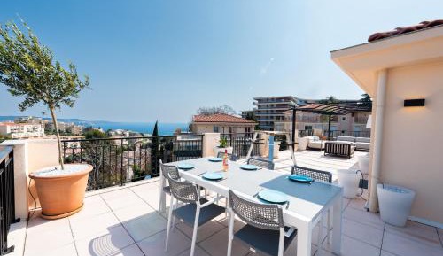 Penthouse Apartment