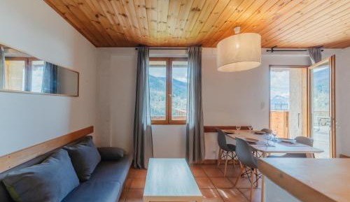 Studio (4 Adults)