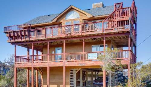 Four bedroom holiday home 