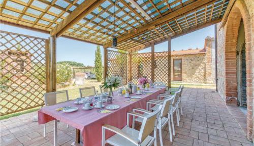 Six-Bedroom Holiday Home