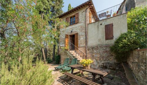One-Bedroom Holiday Home