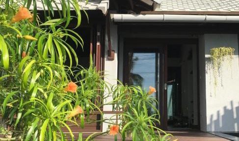 Villa - Beach Front