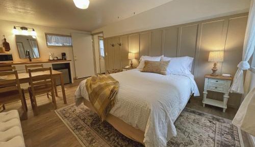 Two-Bedroom Suite