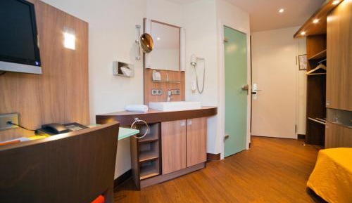 Economy Single Room
