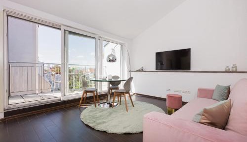 Deluxe Studio with Terrace