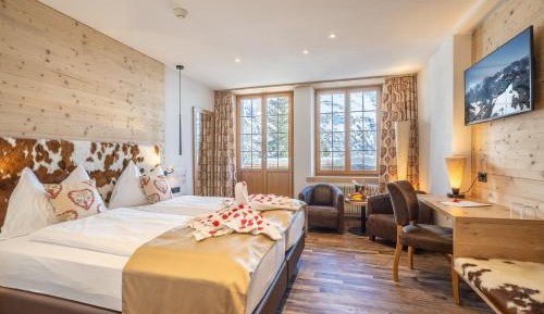 Superior Double Room with Extra Bed