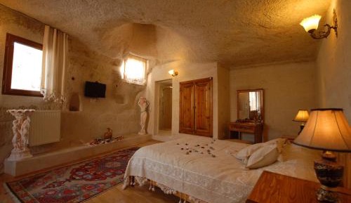 Cave Room with Valley View