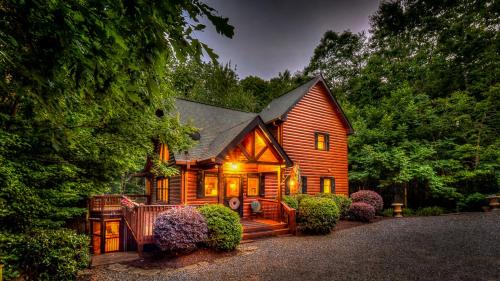 Three-Bedroom Holiday Home 